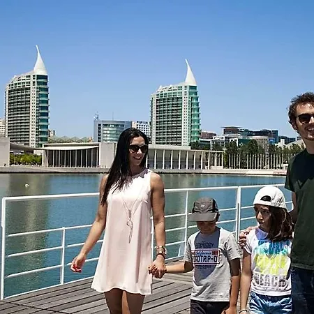Oriente 25 By Iin - Parque Nacoes 4*
